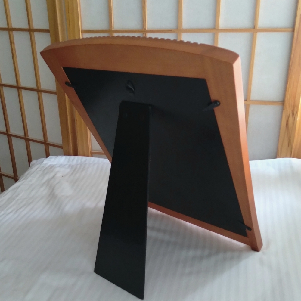 Wooden Trapezoid-Shaped Photo Frame - Picture 2 of 8